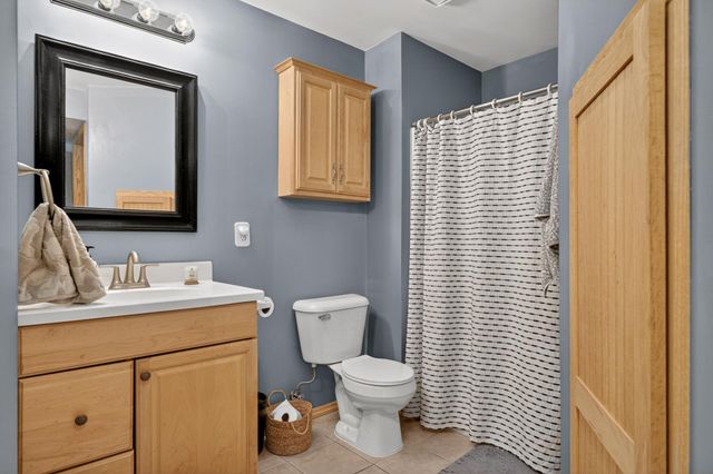 20035 Ideal Way, Lakeville, MN 55044