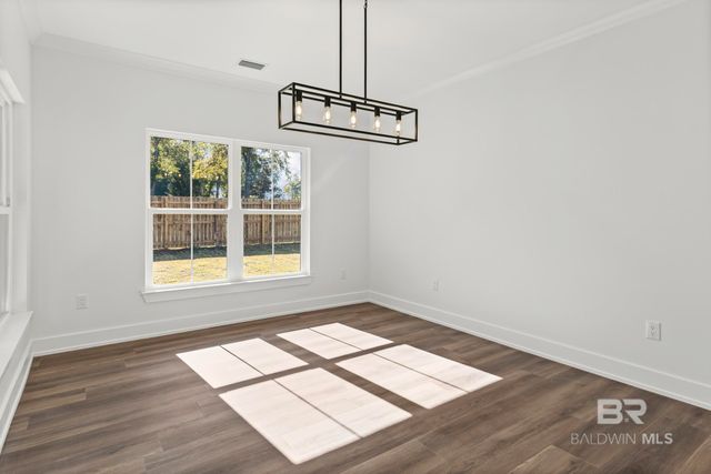 10180 Pineview Lane, Foley, AL 36535