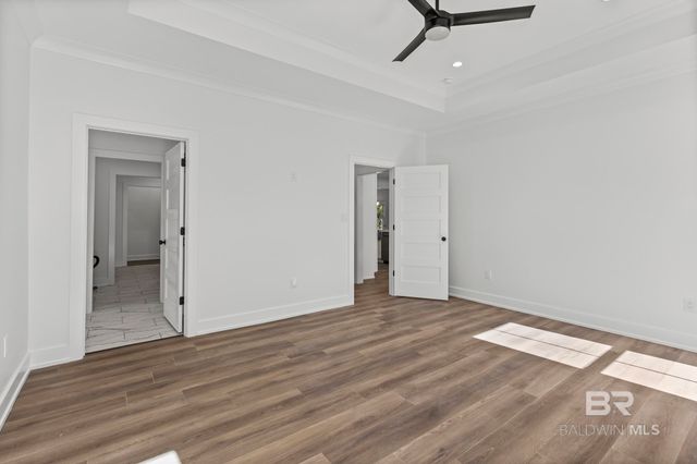 10180 Pineview Lane, Foley, AL 36535