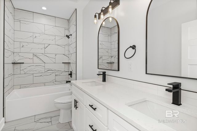 10180 Pineview Lane, Foley, AL 36535