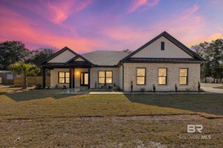 10180 Pineview Lane, Foley, AL 36535