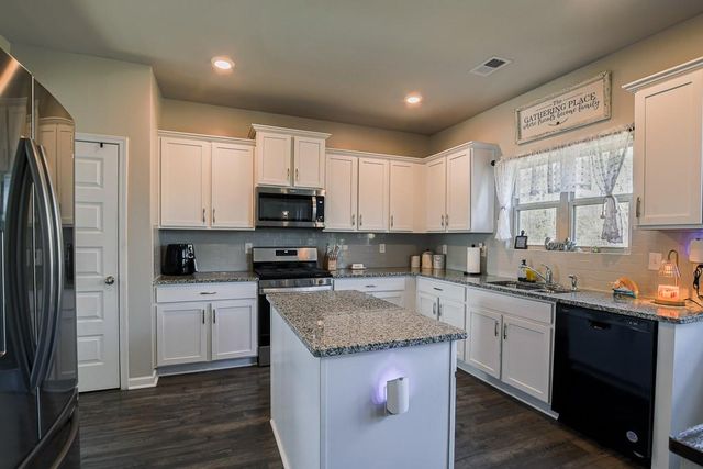 2061 Massey Lane, Winder, GA 30680