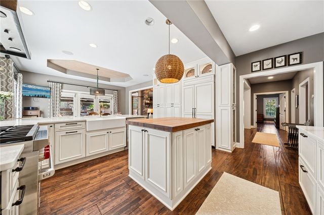 2080 Saint Ann Common, North Huntingdon, PA 15642