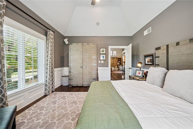 2080 Saint Ann Common, North Huntingdon, PA 15642