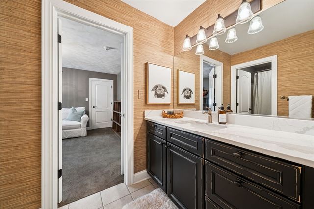 2080 Saint Ann Common, North Huntingdon, PA 15642