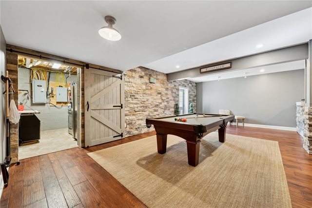 2080 Saint Ann Common, North Huntingdon, PA 15642