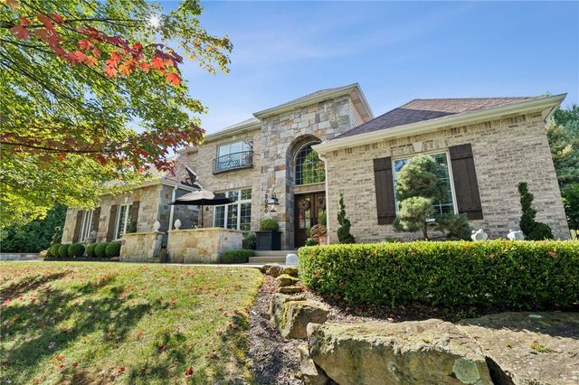 2080 Saint Ann Common, North Huntingdon, PA 15642