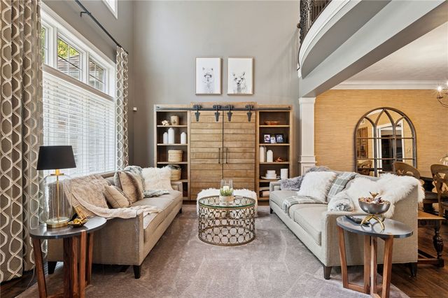 2080 Saint Ann Common, North Huntingdon, PA 15642