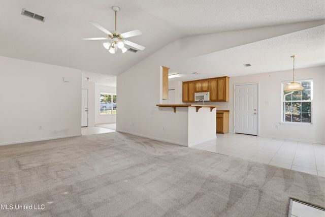 10673 N Oak Crest Drive, Biloxi, MS 39532