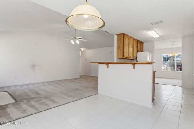 10673 N Oak Crest Drive, Biloxi, MS 39532