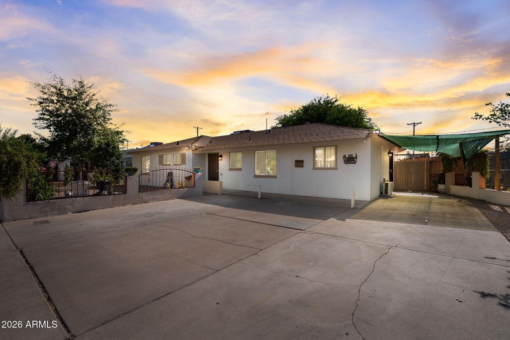 5618 N 35TH Drive, Phoenix, AZ 85019