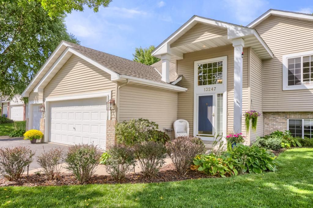 13247 Yorktown Lane N, Champlin, MN 55316 — photo 2