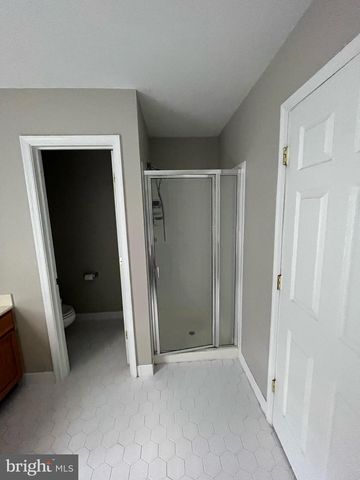 22 NORMANDY, Princeton Junction, NJ 08550