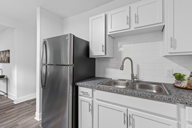 2718 E Surrey Drive, North Charleston, SC 29405