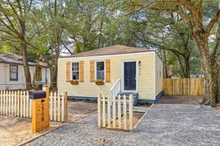 2718 E Surrey Drive, North Charleston, SC 29405