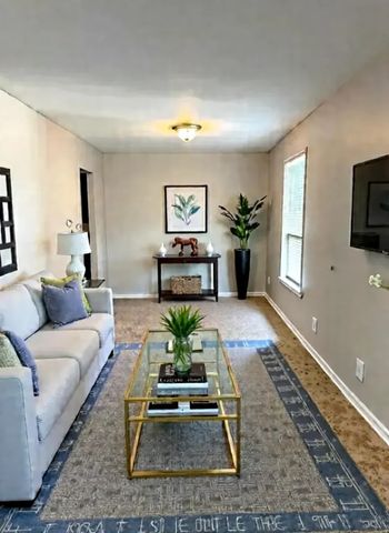 22526 Clarendon Avenue, Richton Park, IL 60471