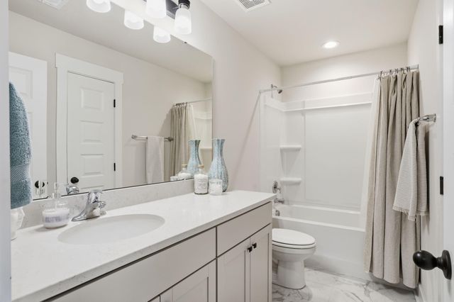 5106 Park Creek Avenue, North Charleston, SC 29418