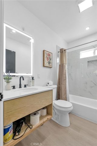 3115 Arvia Street 1A, Los Angeles, CA 90065