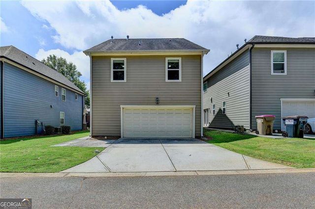 2339 Village Grove Drive, Suwanee, GA 30024