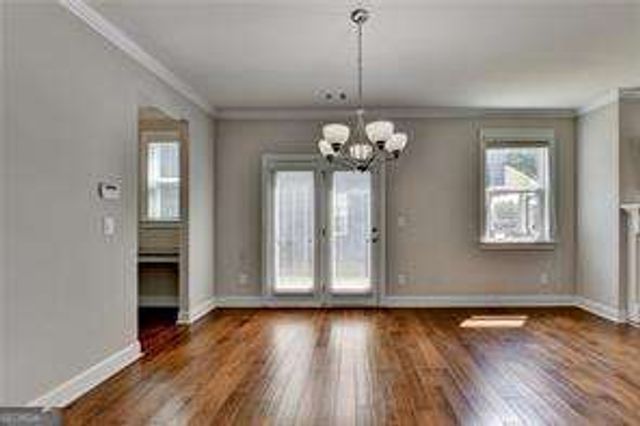 2339 Village Grove Drive, Suwanee, GA 30024