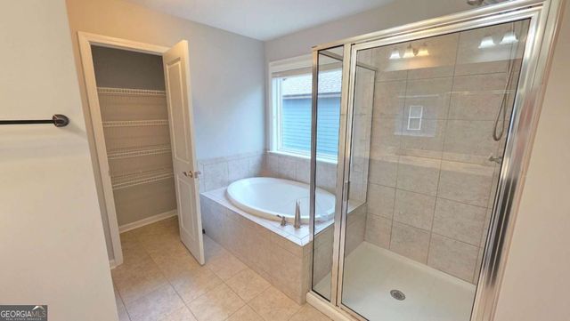 2339 Village Grove Drive, Suwanee, GA 30024
