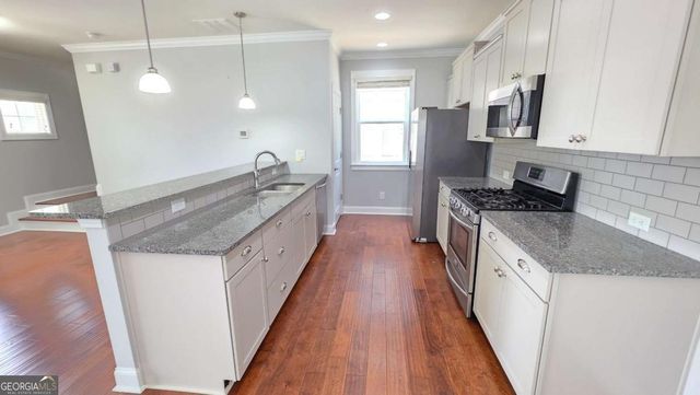 2339 Village Grove Drive, Suwanee, GA 30024