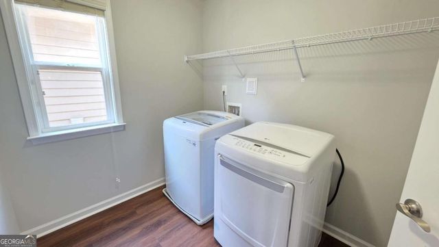 2339 Village Grove Drive, Suwanee, GA 30024