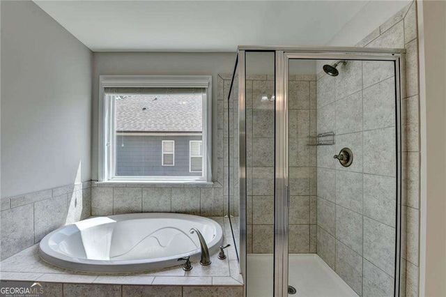 2339 Village Grove Drive, Suwanee, GA 30024