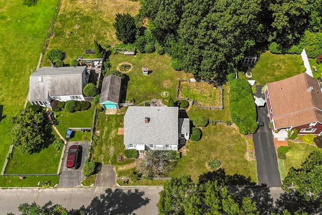 154 Lamont St, Springfield, MA 01119