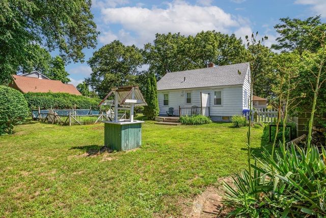 154 Lamont St, Springfield, MA 01119