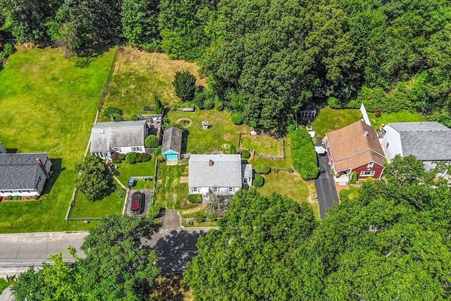 154 Lamont St, Springfield, MA 01119