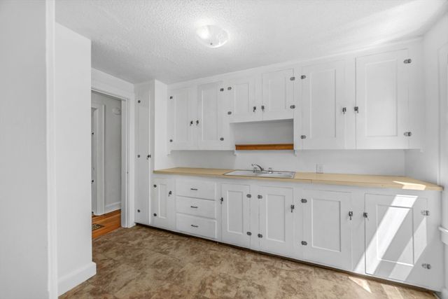 154 Lamont St, Springfield, MA 01119