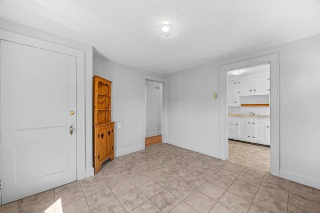 154 Lamont St, Springfield, MA 01119