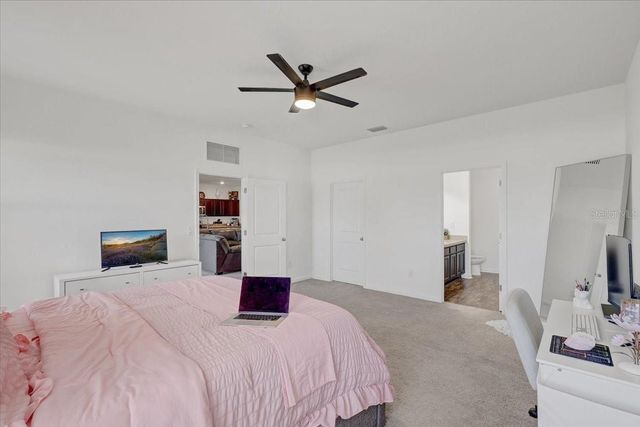 806 HIGHGATE OAKS PLACE, Seffner, FL 33584