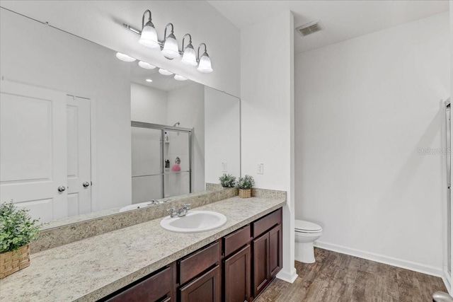 806 HIGHGATE OAKS PLACE, Seffner, FL 33584