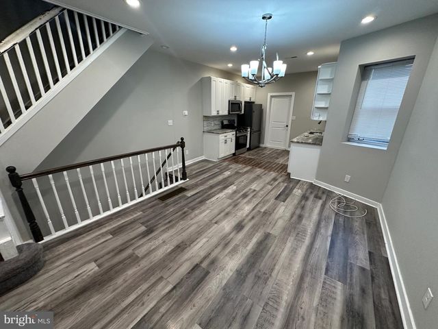 5619 N 15TH ST, Philadelphia, PA 19141