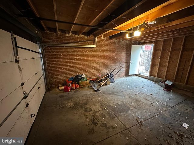 5619 N 15TH ST, Philadelphia, PA 19141