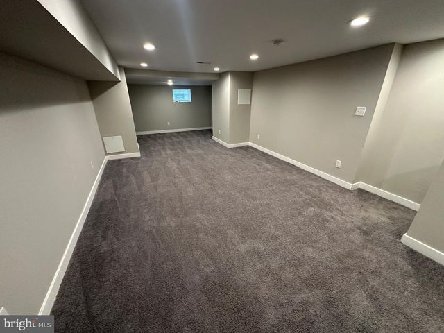 5619 N 15TH ST, Philadelphia, PA 19141