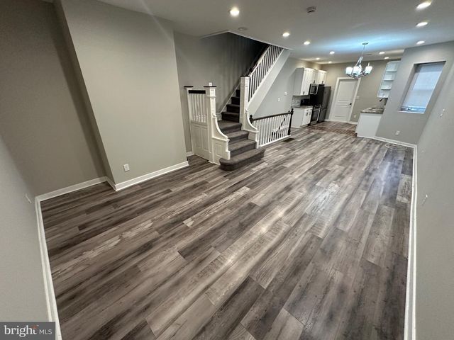 5619 N 15TH ST, Philadelphia, PA 19141