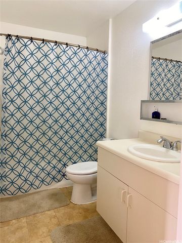 91-1061 Oaniani Street 2F, Kapolei, HI 96707