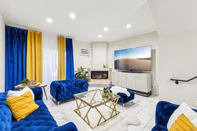 792 N Mollison Avenue 9, El Cajon, CA 92021