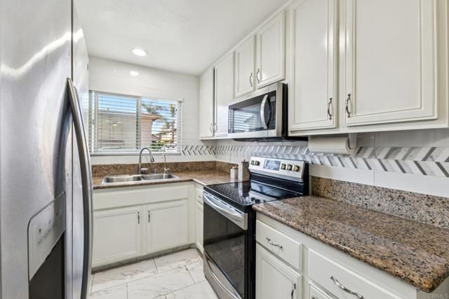 792 N Mollison Avenue 9, El Cajon, CA 92021