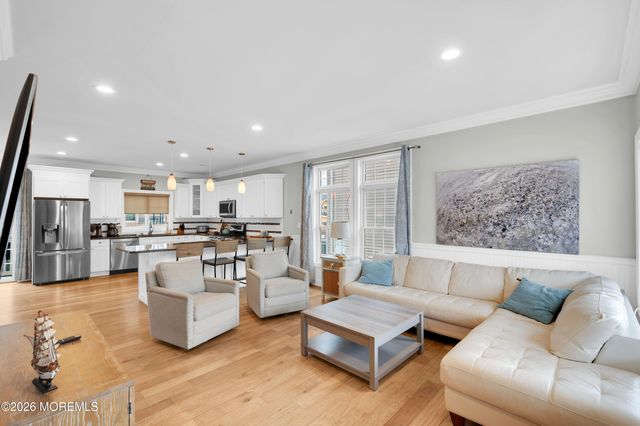 222 3rd Avenue, Ortley Beach, NJ 08751