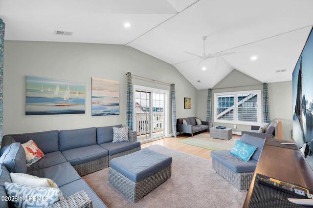 222 3rd Avenue, Ortley Beach, NJ 08751