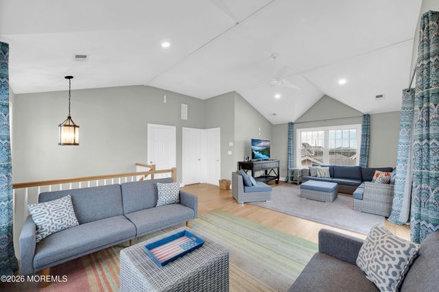 222 3rd Avenue, Ortley Beach, NJ 08751