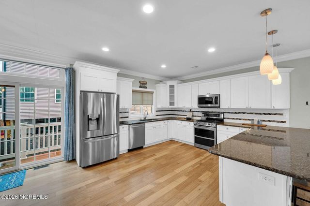 222 3rd Avenue, Ortley Beach, NJ 08751