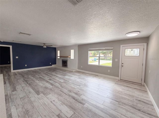 1044 E LOMBARDY DRIVE, Deltona, FL 32725