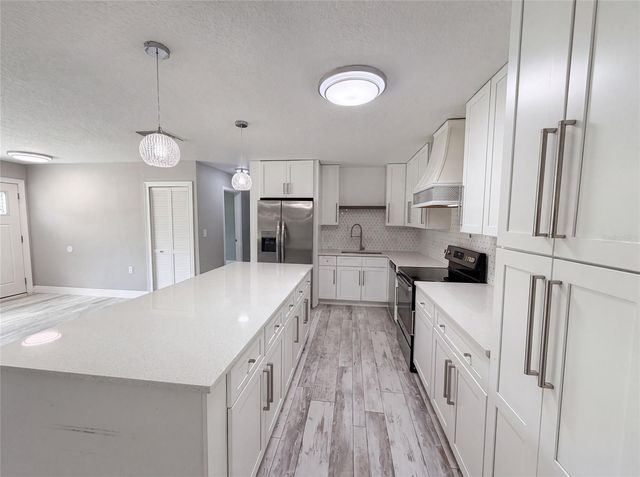 1044 E LOMBARDY DRIVE, Deltona, FL 32725