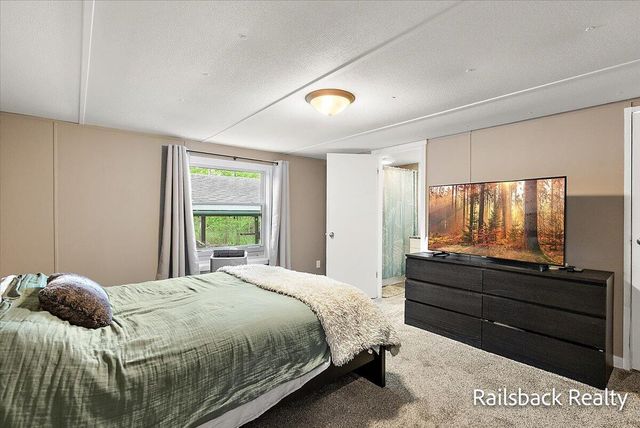 14700 Hanna Avenue NE, Cedar Springs, MI 49319