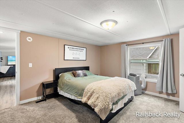 14700 Hanna Avenue NE, Cedar Springs, MI 49319